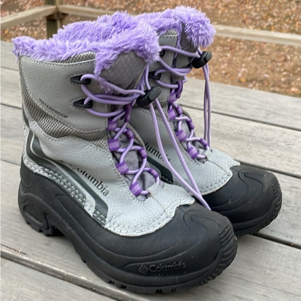 {Columbia} kids snow boots